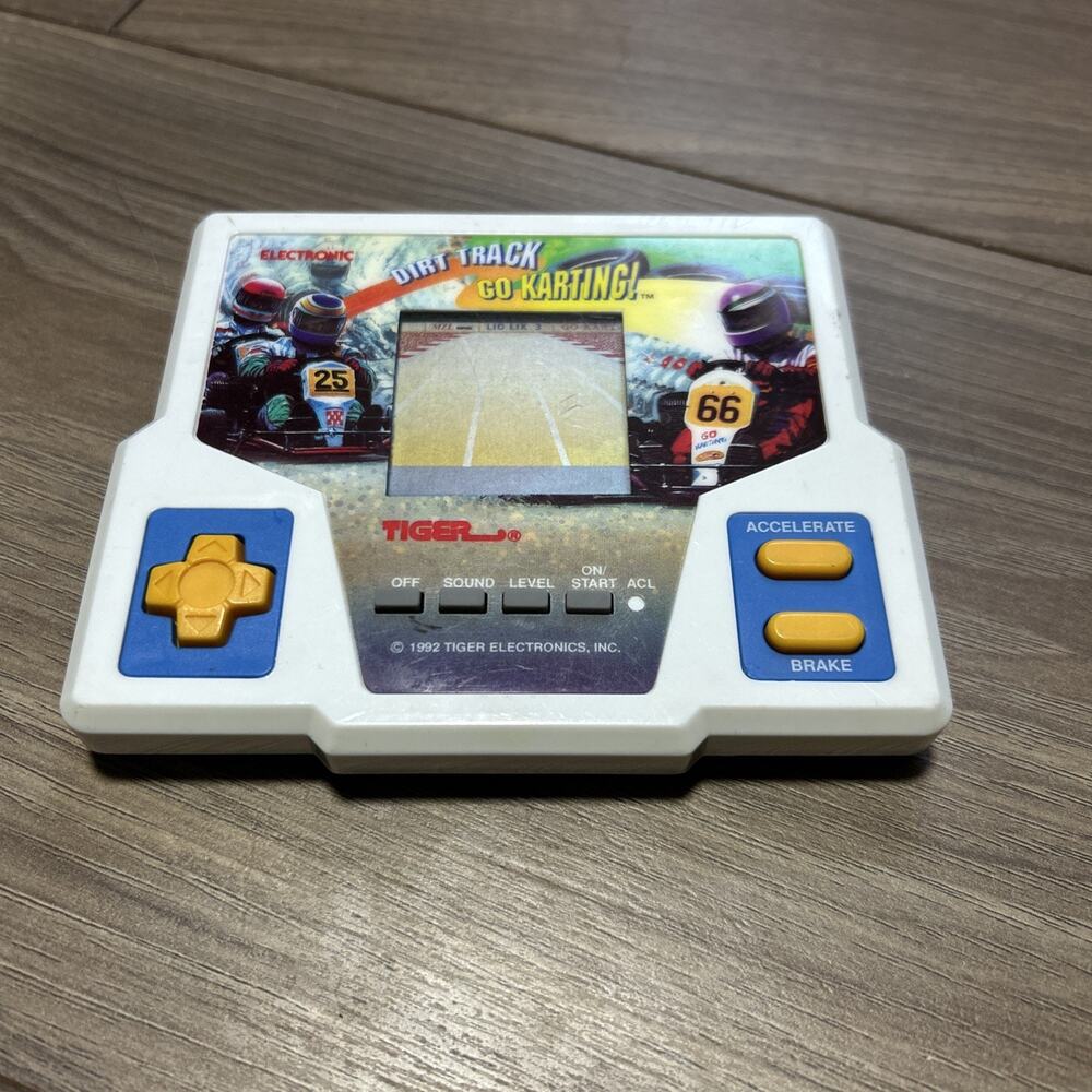 Vintage 1992 Tiger Electronic Dirt Track Go Karting Handheld Game TESTED WORKING